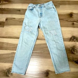 DIY 3 Denim Bundle! American Eagle, Gap and Cello Size 4/6 - looking for Artist!